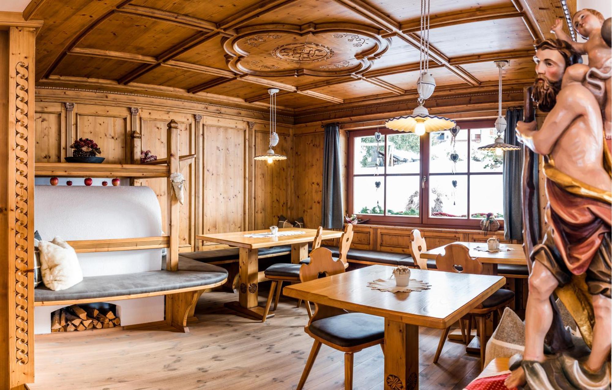 Garni Hotel Iris Selva di Val Gardena Luaran gambar