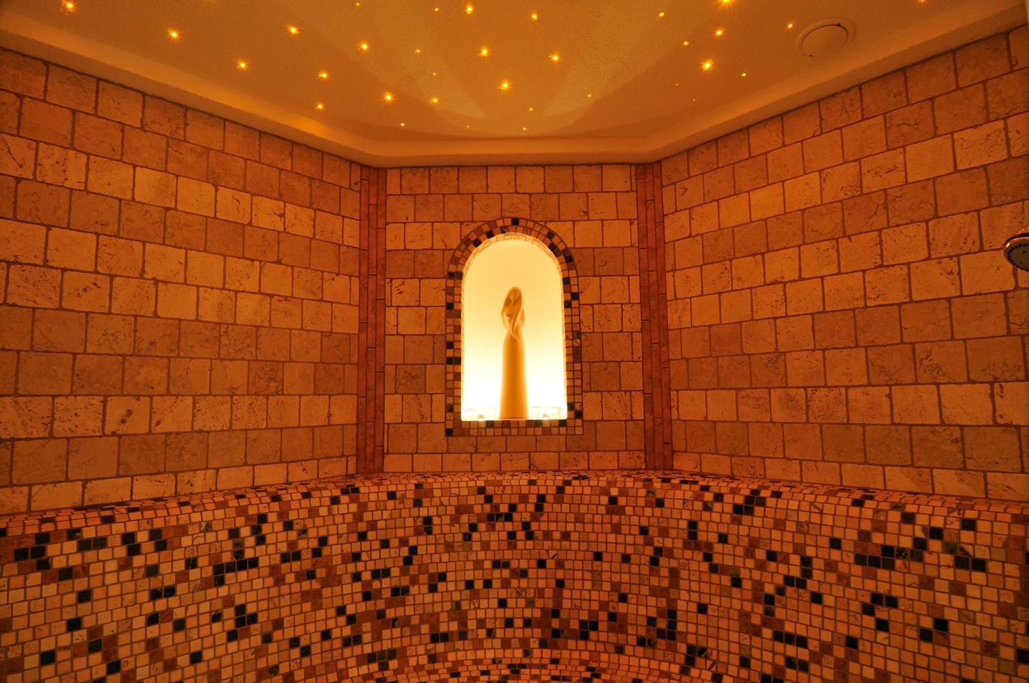 Garni Hotel Iris Selva di Val Gardena Luaran gambar